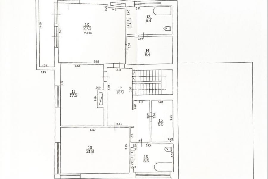 House in an elite area, surrounded by pine forest near the lake. House in an elite area, surrounded by pine forest near the lake.