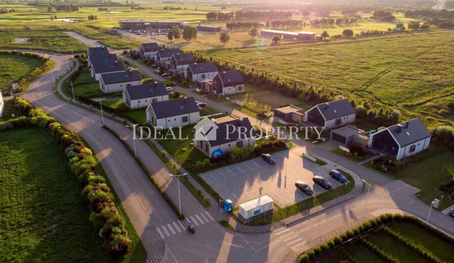 Предлагаем на продажу новый дом в поселке Салиена.