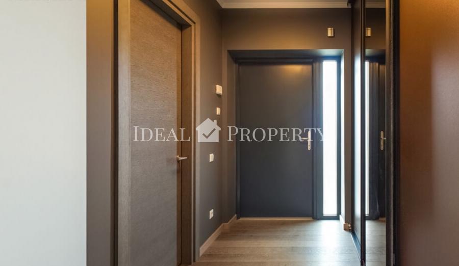 Предлагаем на продажу новый дом в поселке Салиена.