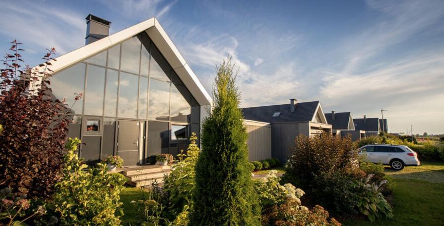 Предлагаем на продажу новый дом в поселке Салиена.