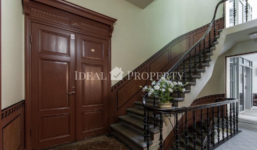 For sale apartment in the reconstructed Kalpaka Park Residence.