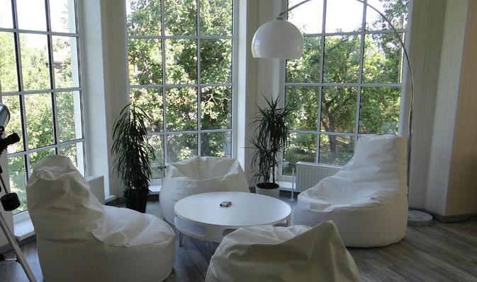 Izīrē jaunu divstāvu māju Vaivari