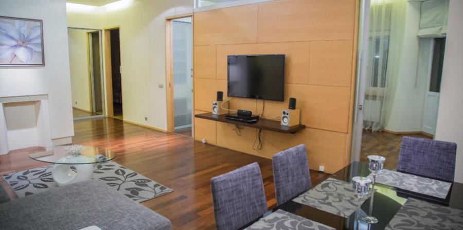 A spacious apartment for sale at Ausekla street, in the Quiet Center .