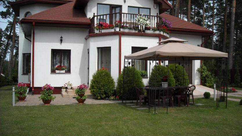 We offer to obtain an elegant house in Baltezers.