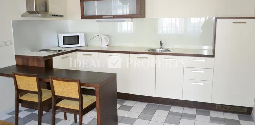 Fully furnished 1 bedroom apartment.