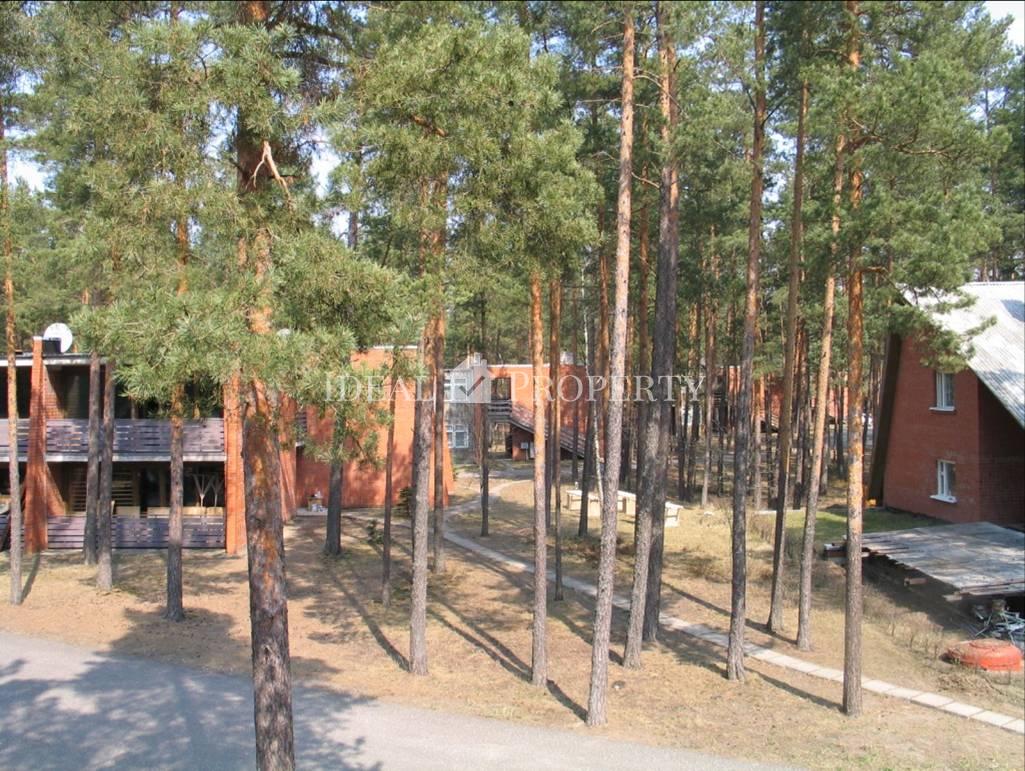 Pārdots atpūtas bāze “Dzirnezers” .