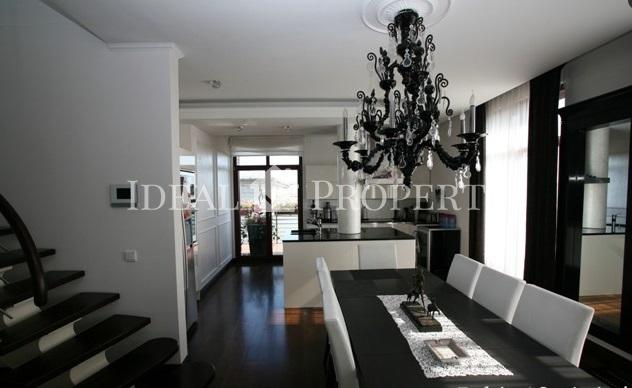 Просторный двухэтажный пентхаус в новом проекте. 