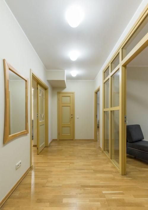 Excellent apartment with two bedrooms and a cabinet in embassy district.