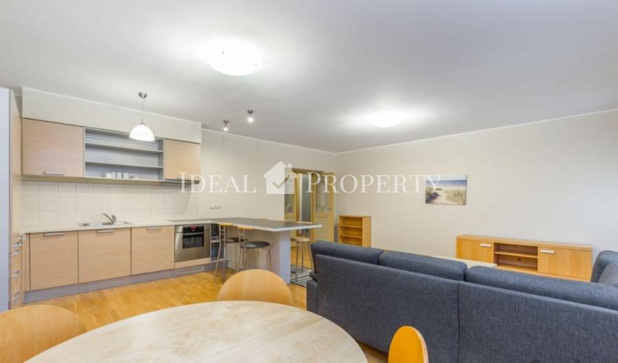 Excellent apartment with two bedrooms and a cabinet in embassy district.