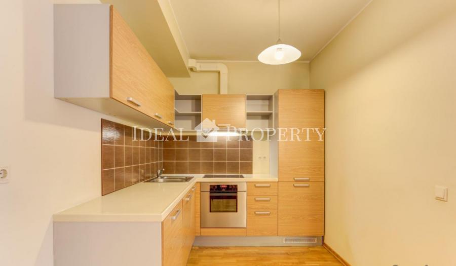 1 bedroom apartment in embassy district.