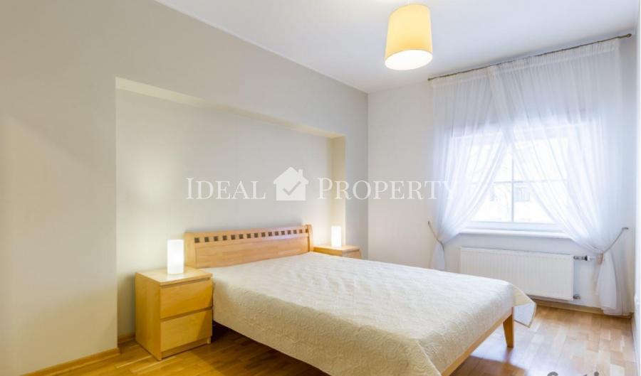 Apartment with two bedrooms in embassy district.