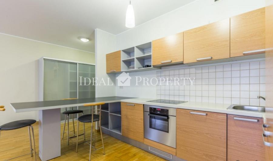 Apartment with two bedrooms in embassy district.