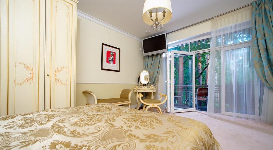 Продается прекрасная вила в Межапарке на ул. Стендера. 