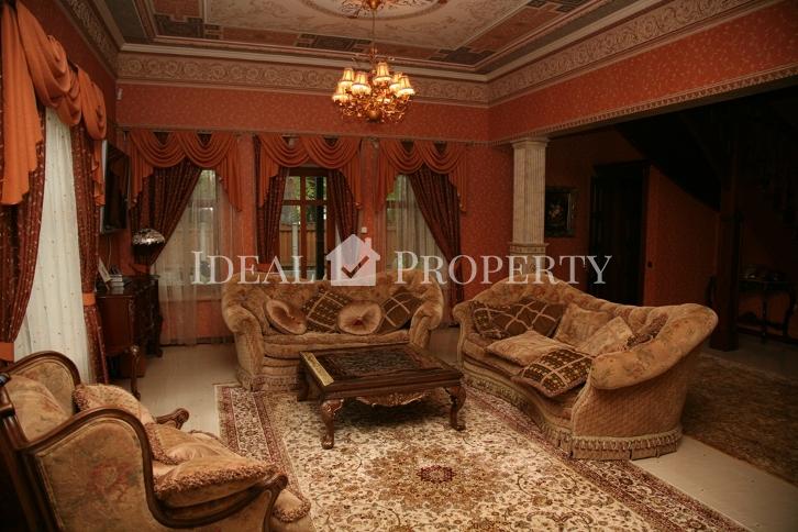 Продается и сдается трехэтажный дом, в самом престижном районе Юрмалы...