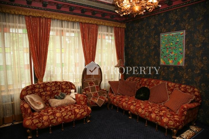 Продается и сдается трехэтажный дом, в самом престижном районе Юрмалы...