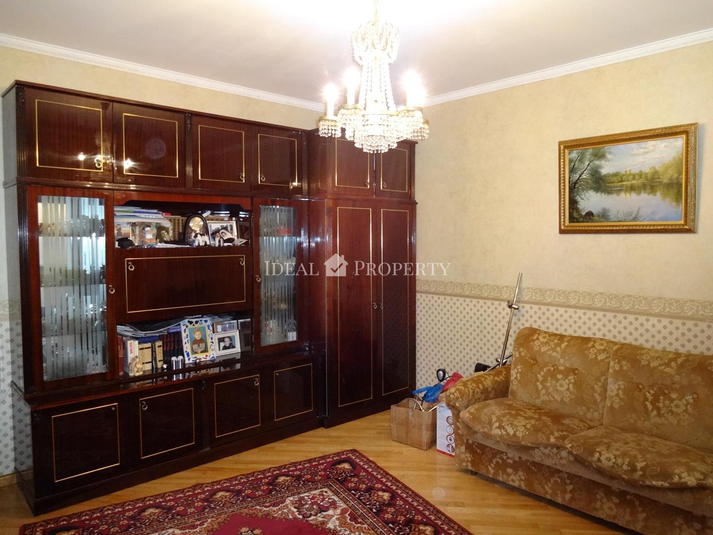 A luxury spacoius detached family house in Mezhapark...