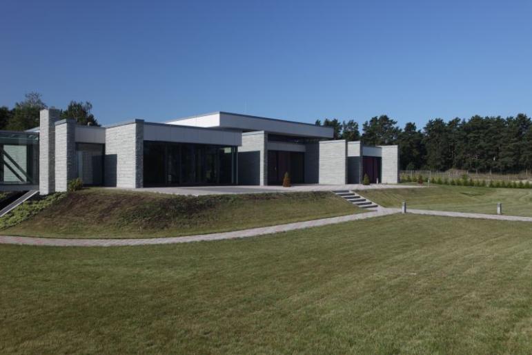 Pārdod ekskluzīvu īpašumu kāpu zonā