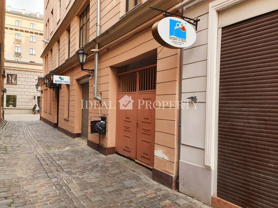 Commercial Property Gleznotaju street in the Old Town.