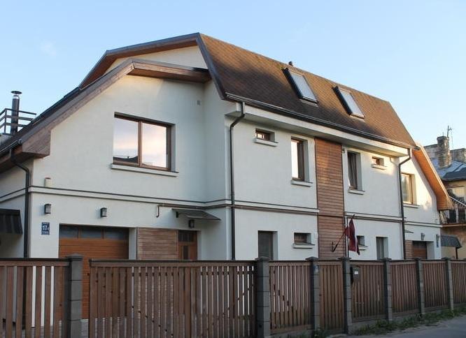 Новый современный дом в центре Тейки