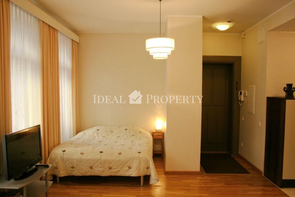 In the Old Town is offered apartment for long-term and short-term lease.