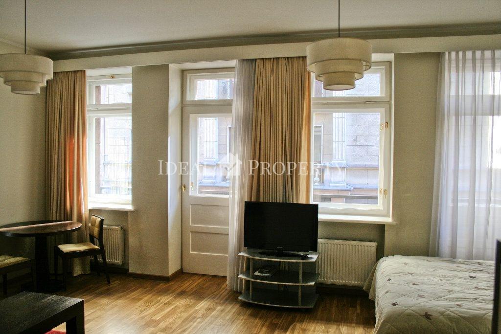 In the Old Town is offered apartment for long-term and short-term lease.