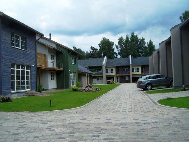 Pārdod rindu mājas ciematā Rondo Vaivaros.. Pārdod rindu mājas ciematā Rondo Vaivaros..