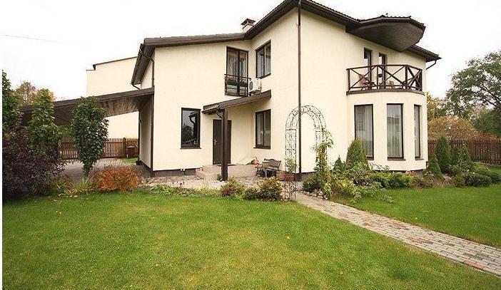 Светлый и теплый дом в Марупе