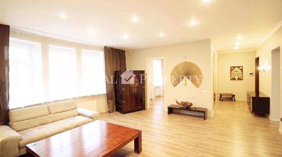 Fully equipped apartment in n Embassy area..