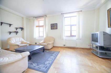 For sale light and cozy 4 rooms apartment in the center, Raina Blvd.  Property. Riga. Jurmala. Latvia.