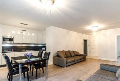 Предлагаем в аренду трёхкомнатная квартира с высококачественной отделкой