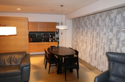 B проектe „ Шоколад”  продаться великолепная и просторная 5 комнатная квартира.