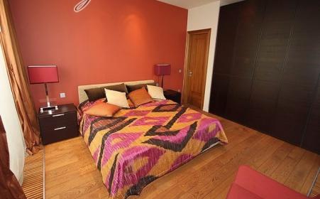 For rent  2-bedroom apartment, in a quiet part of the city center.