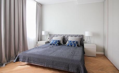 We offer to purchase a spacious and sophisticated 3 rooms apartment at Elizabetes street. Property. Riga. Jurmala. Latvia.