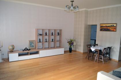 Квартира  в историческом квартале района Посольств ...