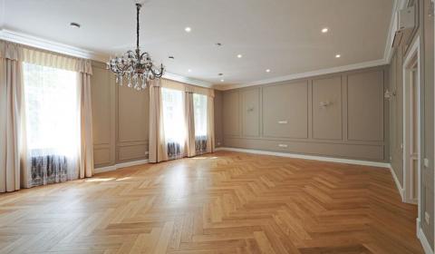 Exclusive and modern high-quality spacious 5-room apartment for rent in a Renovated and exclusive building next to the parks. Property. Riga. Jurmala. Latvia.