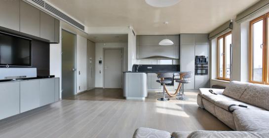 Рiedāvā lukss klases dzīvokli vienā no labākajiem un prestižākajiem projektiem . Ipašuma. Rīga. Jūrmala. Latvija.