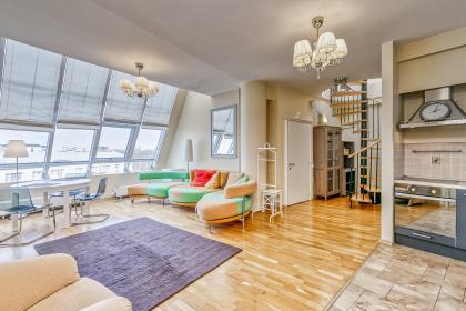  For rent apartment with a roof terrace and comfortable layout in the new project.